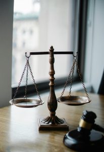 重庆建设工程合同律师庹昌友个人介绍